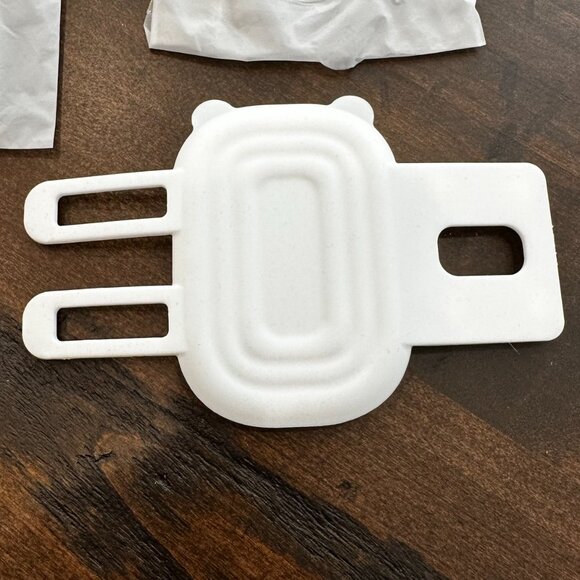 Two (2) Self Cleaning Cat Brush & Scratcher - White - Picture 3 of 6